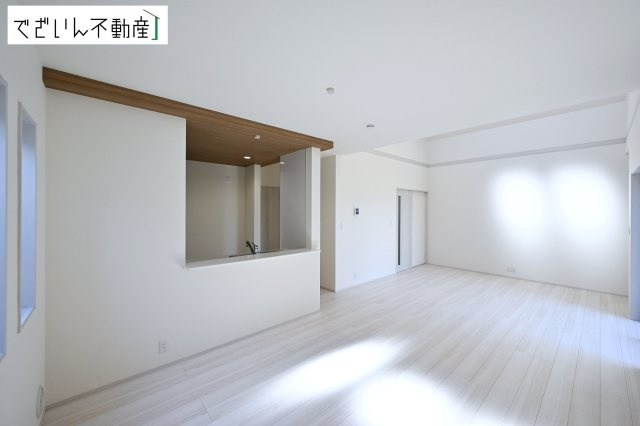 【居間・リビング】 | Livele Garden.S深谷市田中第3【平屋】新築住宅 | ≪3号棟≫
現地(2026年5月撮影)