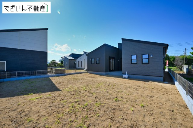 【外観】 | Livele Garden.S深谷市田中第3【平屋】新築住宅 | ≪3号棟≫
現地(2026年5月撮影)
