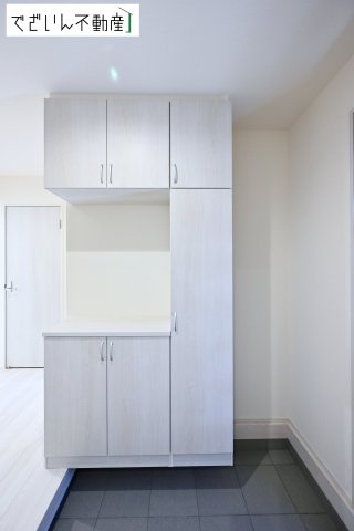 【玄関】 | Livele Garden.S深谷市田中第3【平屋】新築住宅 | ≪3号棟≫
現地(2026年5月撮影)