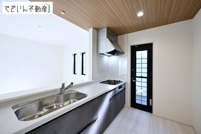 【キッチン】 | Livele Garden.S深谷市田中第3【平屋】新築住宅 | ≪3号棟≫
現地(2026年5月撮影)