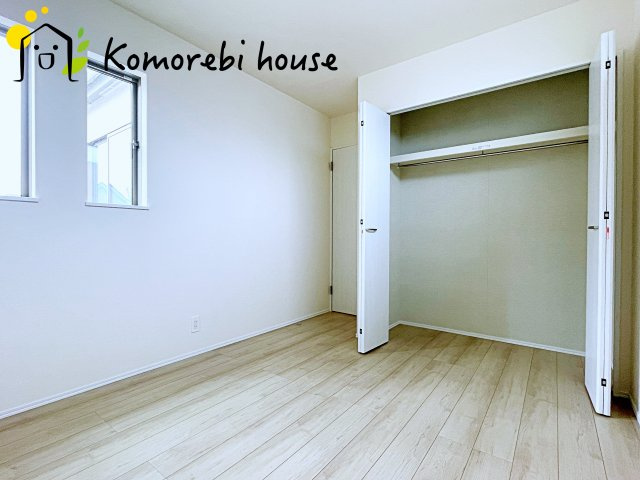 第3　伊奈町小室　新築一戸建て　ハートフルタウン　Fの収納|収納があります