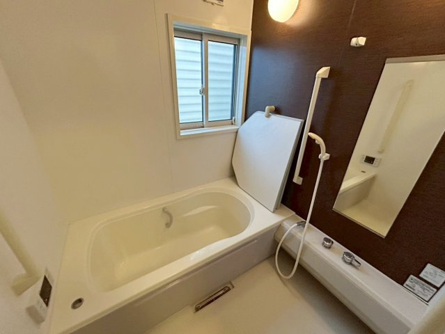 園部町小山西町滝谷の浴室