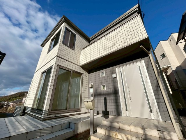 園部町小山西町滝谷