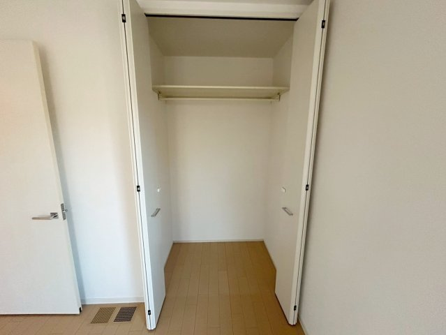 園部町小山西町滝谷の収納