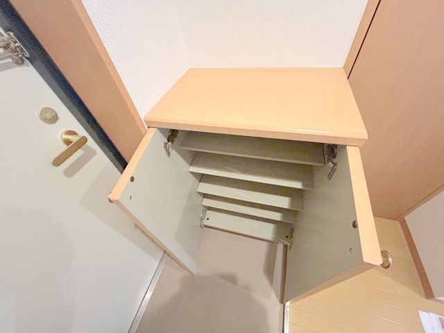 エフラス富雄の収納