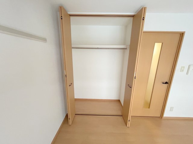 エフラス富雄の収納