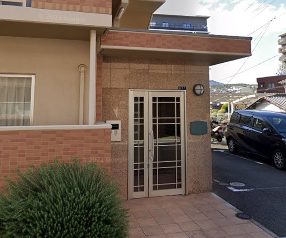 エフラス富雄のエントランス