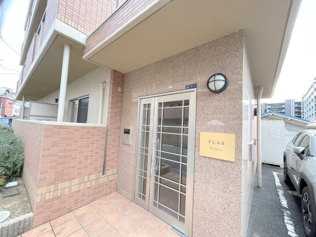 エフラス富雄のエントランス