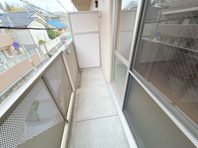 エフラス富雄のバルコニー