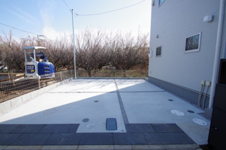 【外観】 | 【仲介手数料無料！！】日野市三沢　新築戸建て（全9棟）5号棟　4980万円 | 令和７年１２月１日撮影　建築中　5号棟