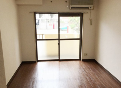 【寝室】 | ラ・ルミエール