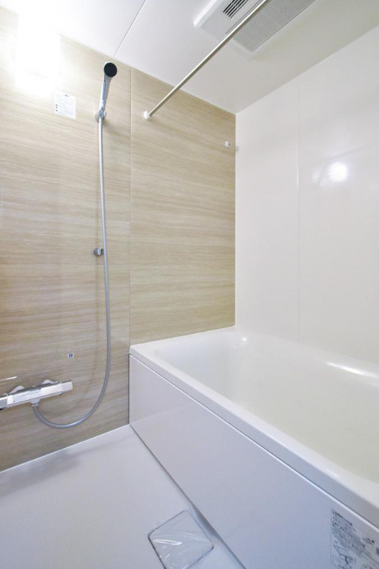 日神パレステージ磯子の森弐番館【仲介手数料無料】の浴室