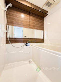 【浴室】 | 都立大第2コーポラス | バスルーム　当日のご見学、可能です！お気軽にお問い合わせください！※0120-133-468