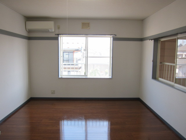 ラスール1の居間・リビング