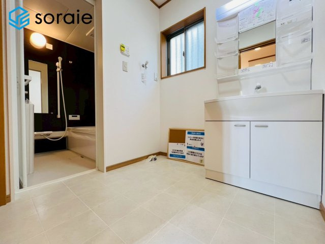 狭山市柏原　中古戸建ての脱衣所|2月23日撮影