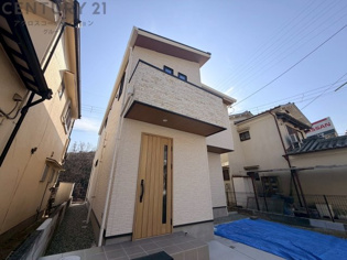 木造2階建て