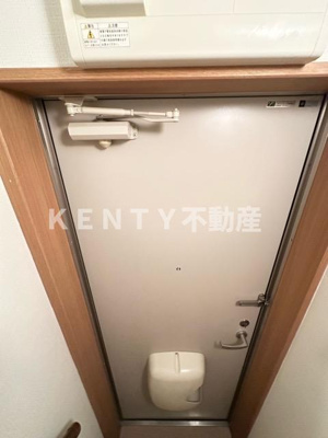 【玄関】 | インベスト羽田Ⅲ | ゆったりとした玄関です