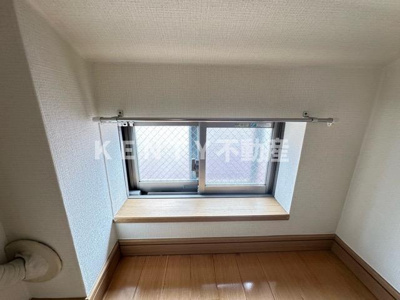 【居間・リビング】 | インベスト羽田Ⅲ | ゆったり過ごせるリビングです