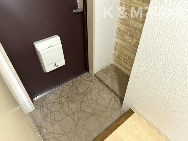 リーブル北小金の玄関|明るい玄関です