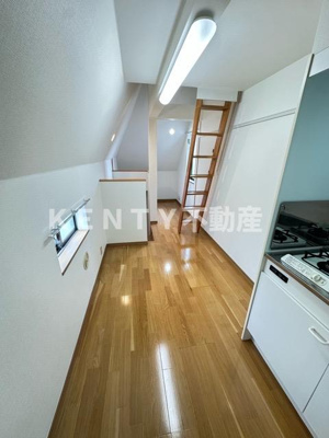 【居間・リビング】 | インベスト羽田Ⅲ | ゆったりとした居間です