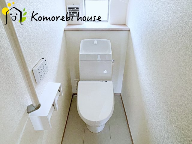 第3　伊奈町小室　新築一戸建て　ハートフルタウン　Lのトイレ|シンプルで使いやすいトイレです