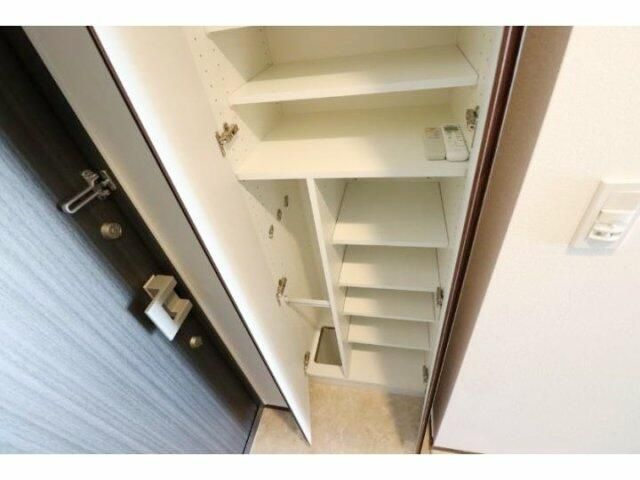 ジェノヴィア武蔵関公園スカイガーデンの玄関