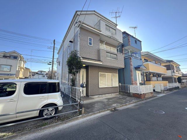 室内リフォーム販売／駅近3階建て／瀬谷区瀬谷4丁目の画像