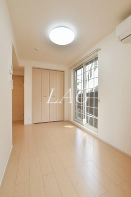 【居間・リビング】 | カーサ　プラシード | 洋室のお部屋です。