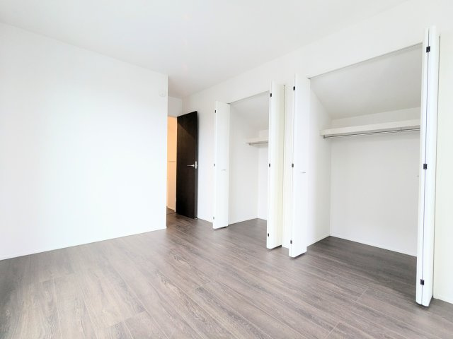 葛飾区南水元４丁目の新築戸建の洋室|～居室写真～