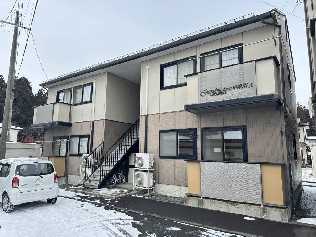 グランドメゾン中津川 Ａ