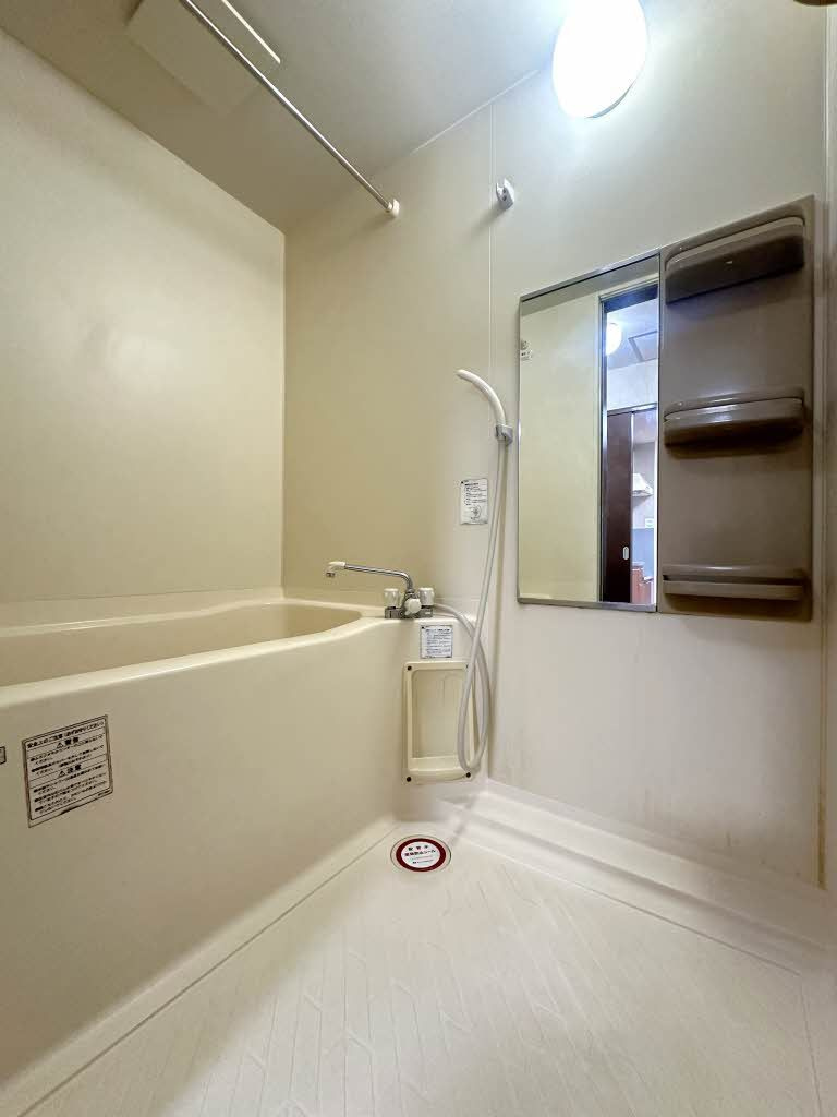 グランドメゾン中津川 Ａの浴室