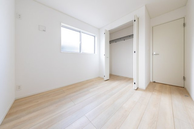 【洋室】 | 鈴鹿市岸岡町《4号棟》