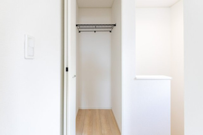 【トイレ】 | 鈴鹿市岸岡町《4号棟》 | 2階