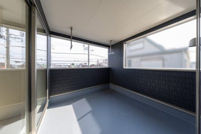 【玄関】 | 鈴鹿市岸岡町《4号棟》