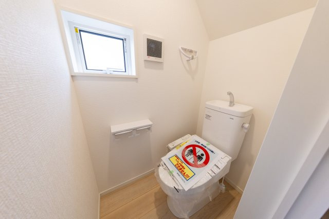 【トイレ】 | 鈴鹿市岸岡町《2号棟》 | 1階