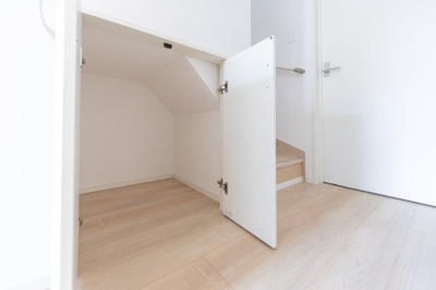 【収納】 | 鈴鹿市岸岡町《2号棟》 | 階段下収納