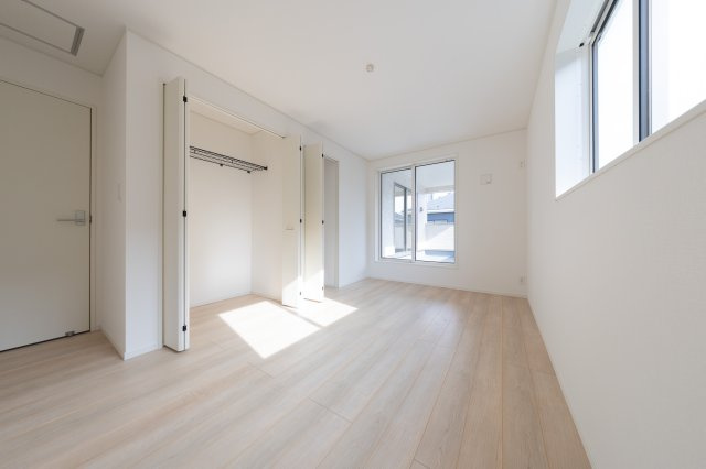 【洋室】 | 鈴鹿市岸岡町《2号棟》