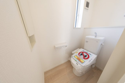 【トイレ】 | 鈴鹿市岸岡町《2号棟》 | 2階