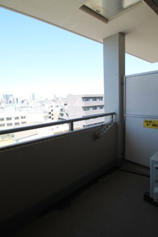 【バルコニー】
