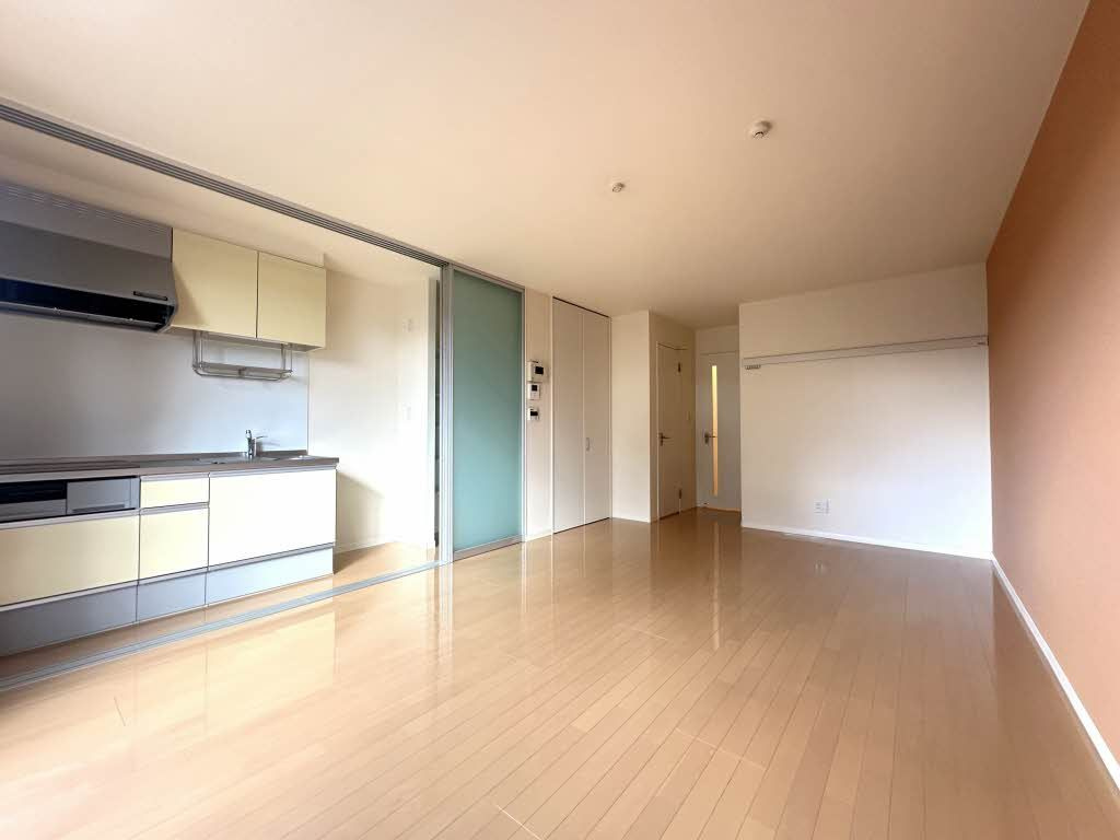 メゾンサトの居間・リビング