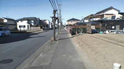 【前面道路含む現地写真】 | 深谷市東方町１丁目 2078万 土地