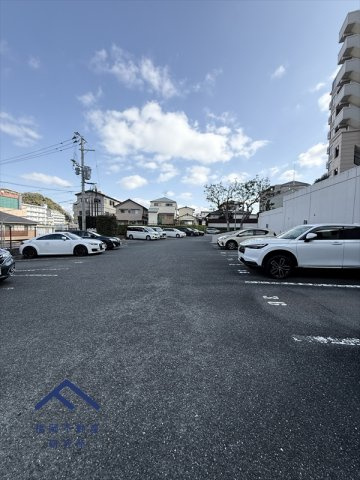 アーサー平和セントラルパークの駐車場|全台平置駐車場で２台目も確保できます