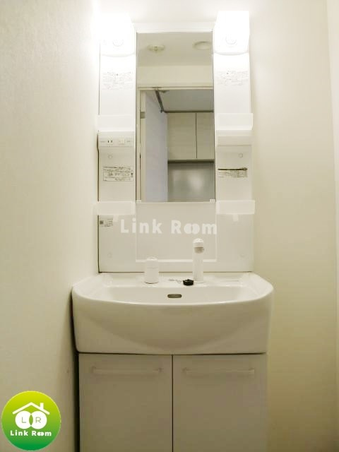 フュージョナル両国TREの洗面所