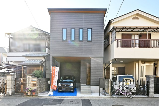 マドレコート西立花町5丁目新築一戸建て│3LDK+駐車1台可（ビルトインガレージ）