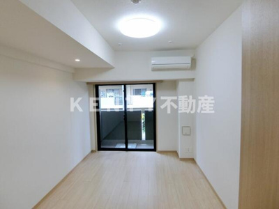 【居間・リビング】 | ルーブル蒲田七番館 | ゆったり過ごせる居間です