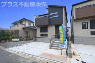 【外観】 | 現地写真。プラス不動産販売なら、現場の全ての棟をまとめてご見学頂けます。