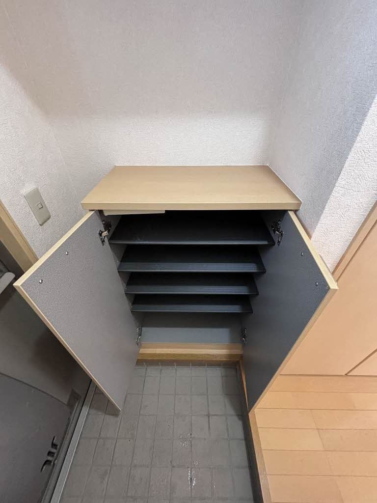 ミューローズ長橋Ｂの玄関