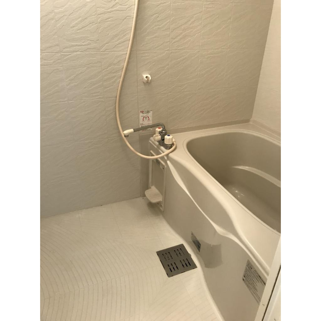 プルミエール　Aの浴室