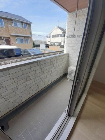 アット横小路のバルコニー