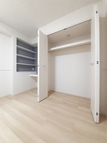 アット横小路の収納